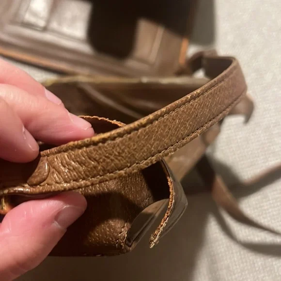 Valentino Garavani Vintage PROJECT Brown Leather Crossbody Bag - Picture 14 of 17